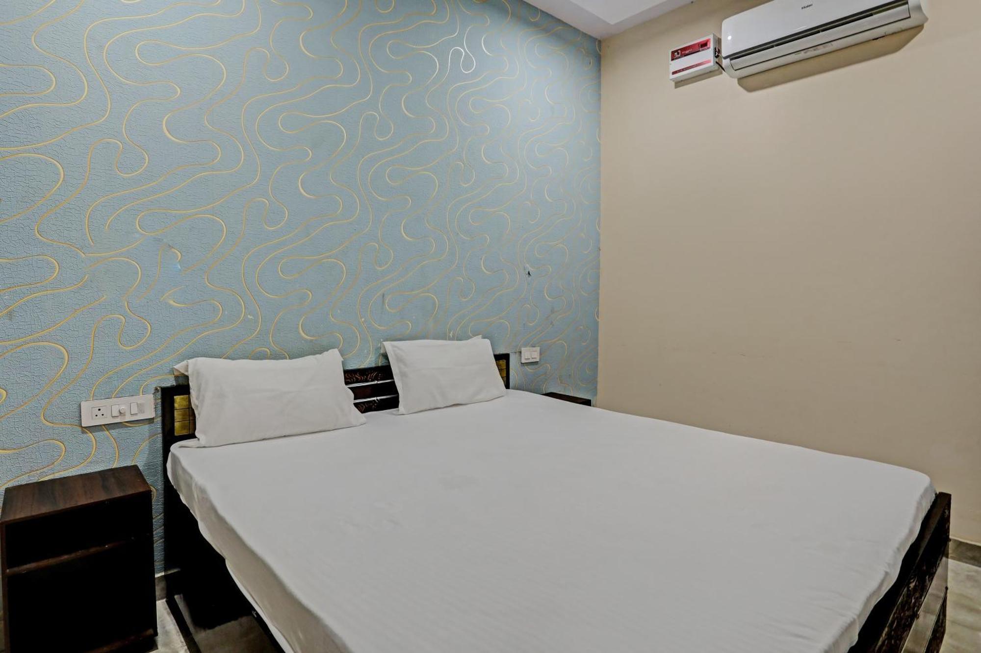 Dream Lounge Hotel Jalandhar Eksteriør billede