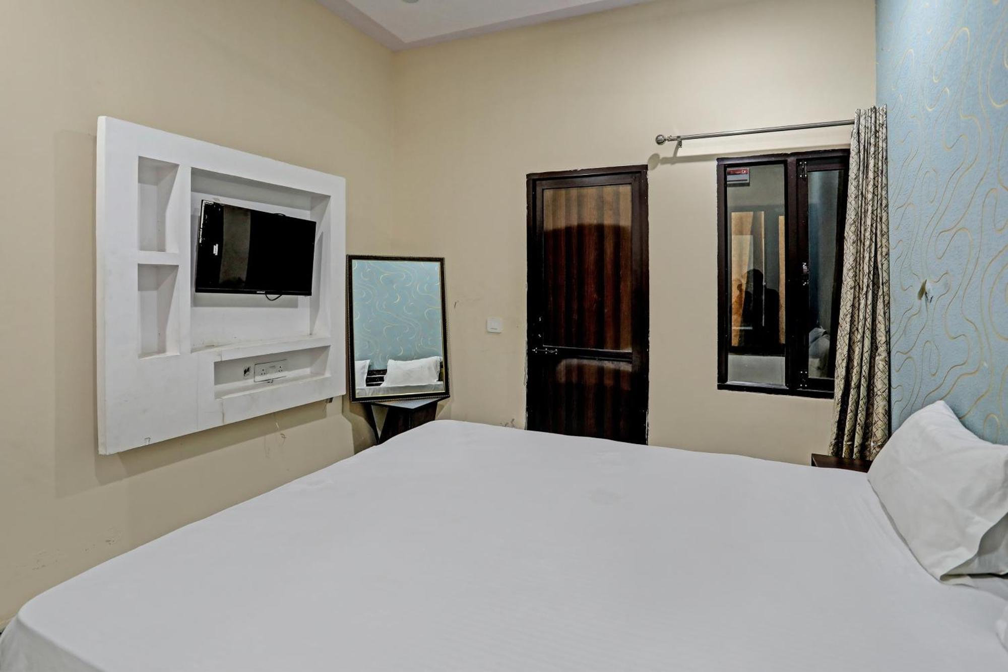 Dream Lounge Hotel Jalandhar Eksteriør billede