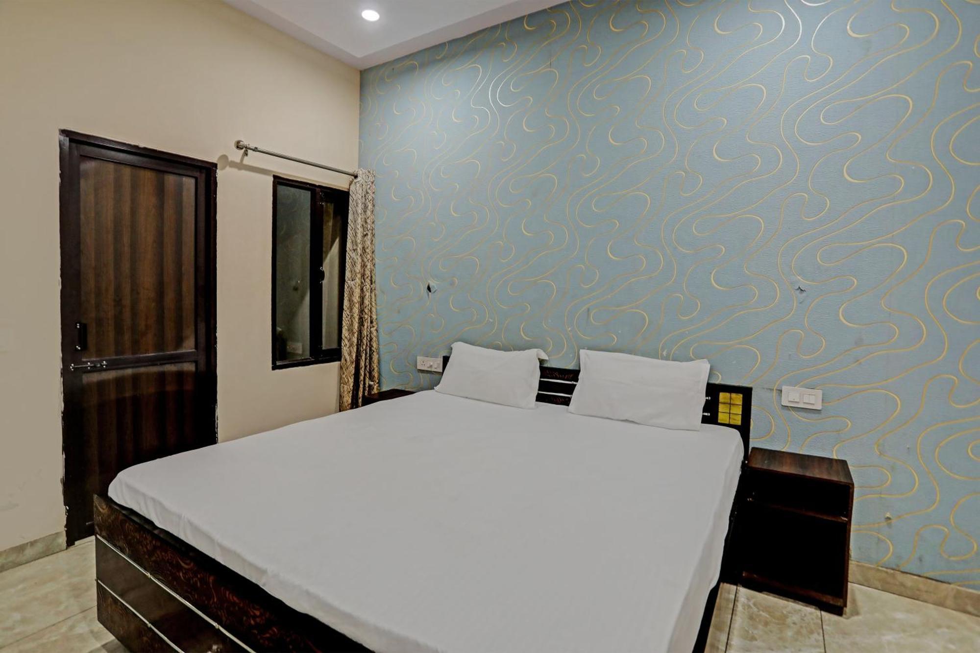 Dream Lounge Hotel Jalandhar Eksteriør billede